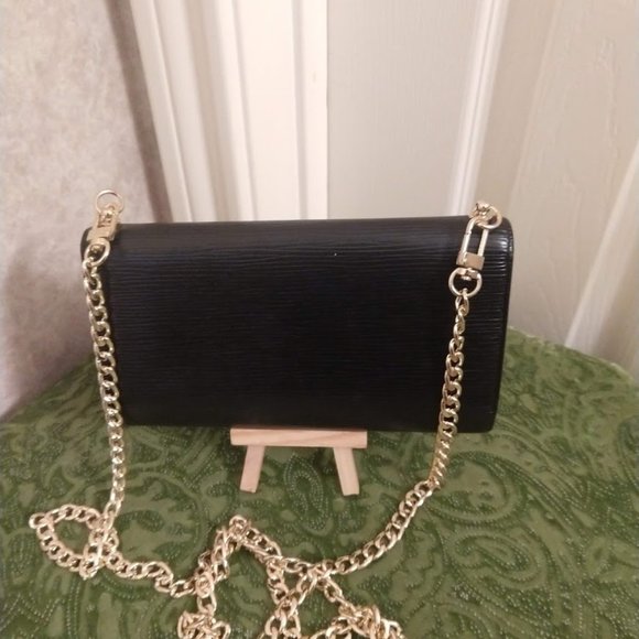 Louis Vuitton International Wallet Epi - Picture 2 of 6